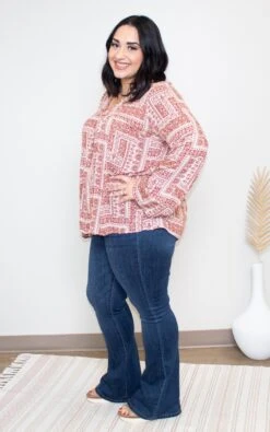 Knoxville Top *Final Sale* 8 Knoxville Top *Final Sale* -Be Cool Shop 8ohTbmghv4TgThVXRN4akfuxkceU0K3dxCRhDeNE