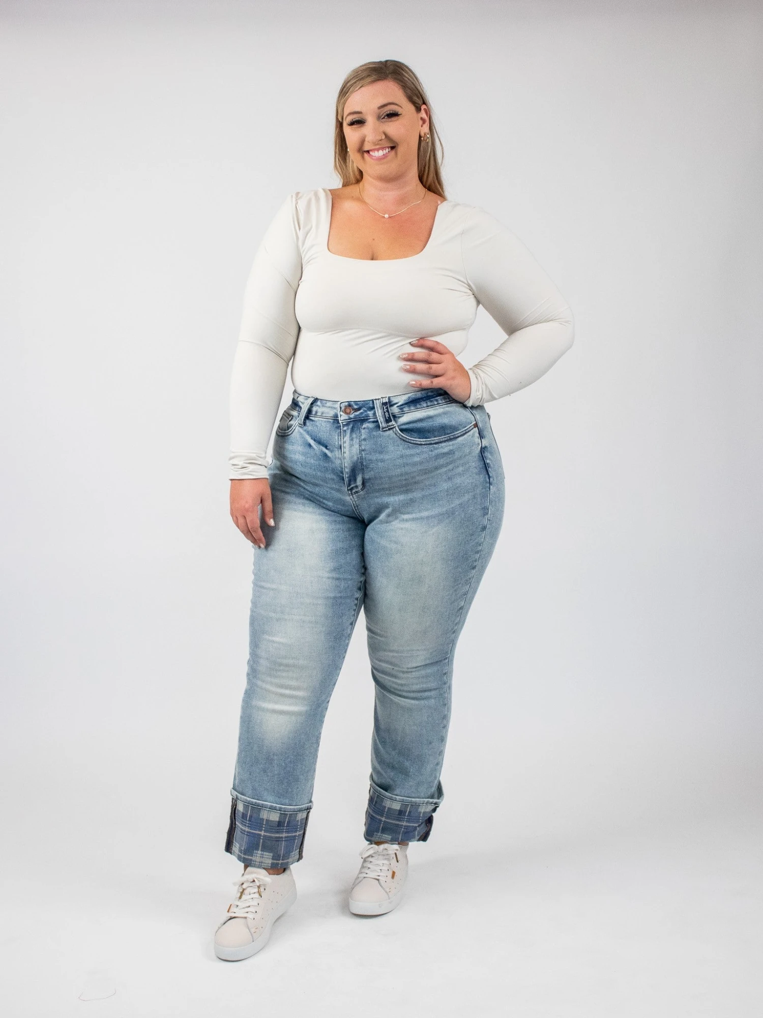 Butter Fabric Square Neckline Long Sleeve Bodysuit | S - XL 3 Butter Fabric Square Neckline Long Sleeve Bodysuit | S - XL