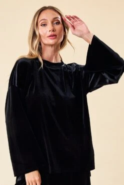 Casually Into Velvet Top | S - 3XL