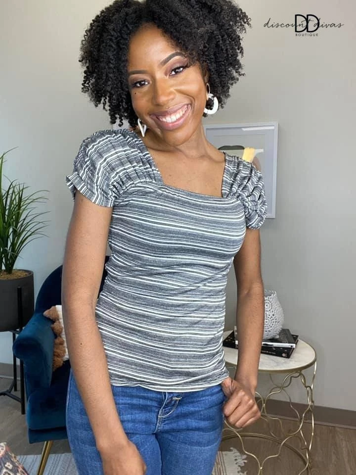 Going Through Top *Final Sale* 3 Going Through Top *Final Sale*