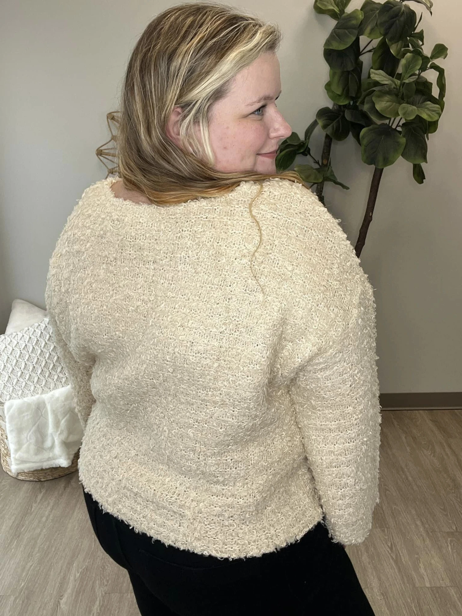 Favorite Holiday Top *Final Sale* 9 Favorite Holiday Top *Final Sale* - Image 7