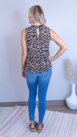 Love For All Top *Final Sale* 11 Love For All Top *Final Sale* -Be Cool Shop giC8M6zPecEd4wRU6myE1vQGGBNYjVnRXqSsfj5q