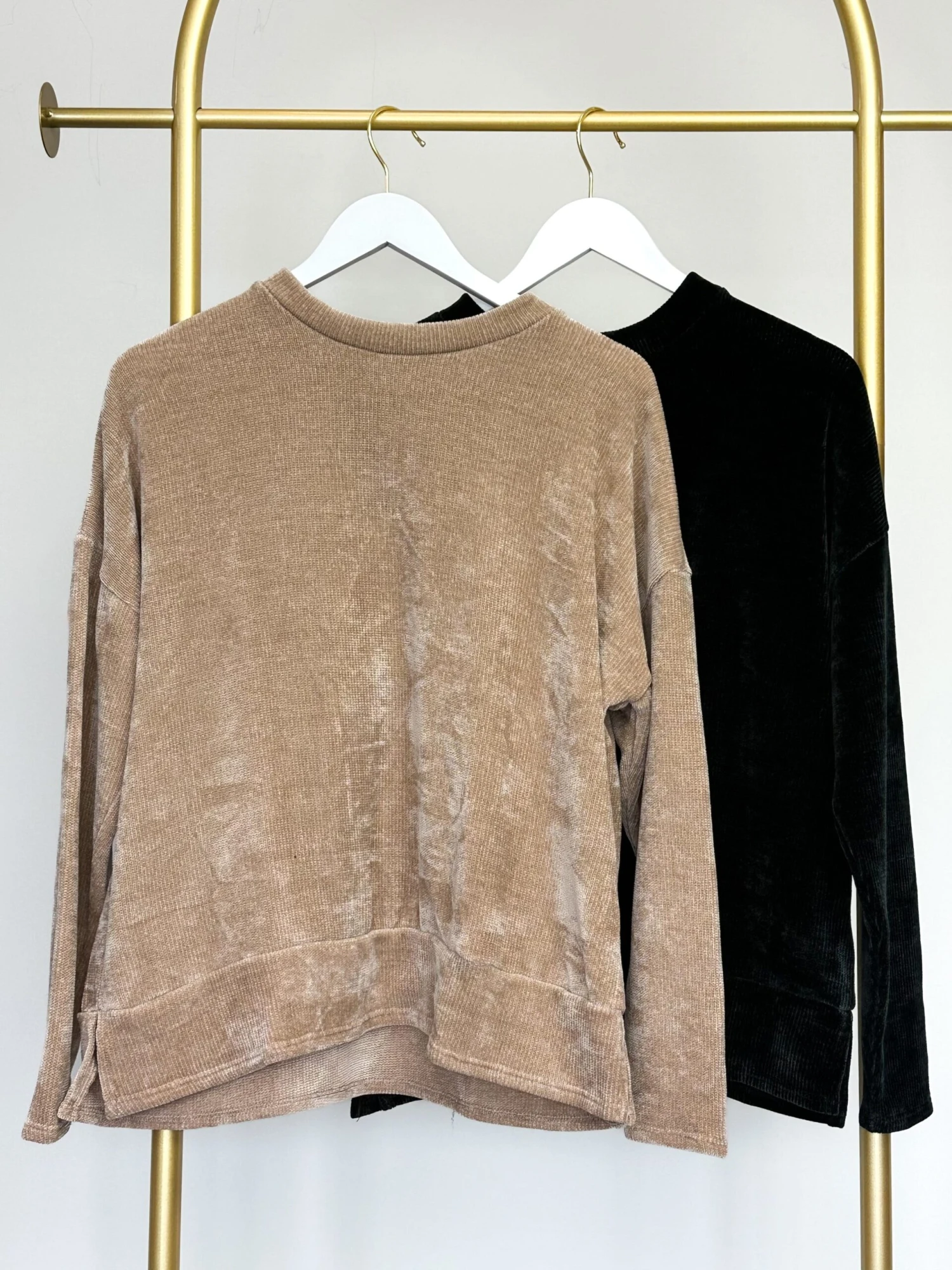 Velvet Oversized Long Sleeve Round Neck Sweater | S-L 3 Velvet Oversized Long Sleeve Round Neck Sweater | S-L