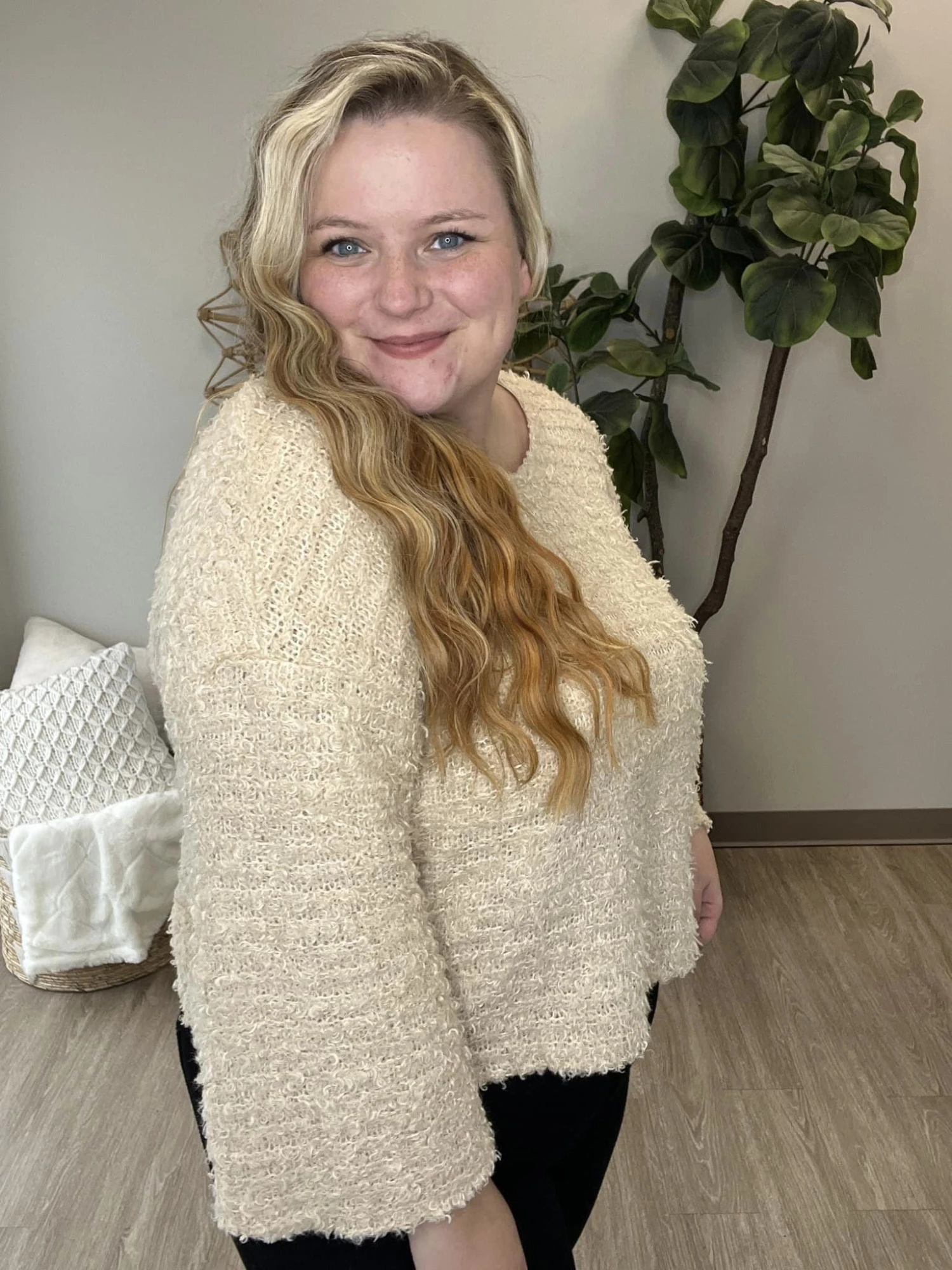 Favorite Holiday Top *Final Sale* 8 Favorite Holiday Top *Final Sale* - Image 6