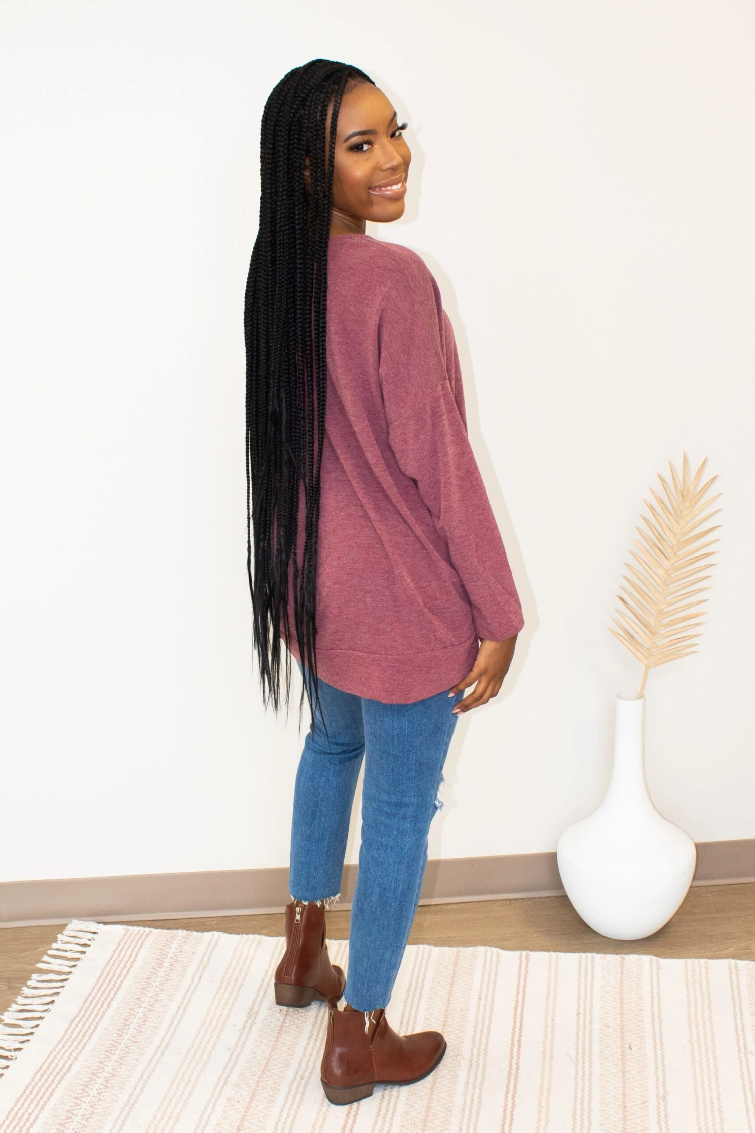 Simple And Beautiful Top *Final Sale* 6 Simple And Beautiful Top *Final Sale* - Image 4