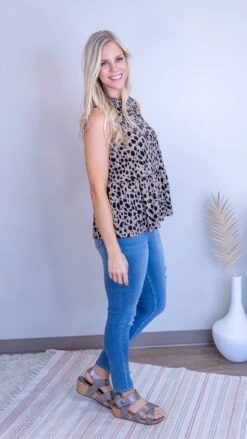 Love For All Top *Final Sale* 10 Love For All Top *Final Sale* -Be Cool Shop y8KRwBcbjGoZfehI9faMT9r0qzqMpwGEvTjXfW2n